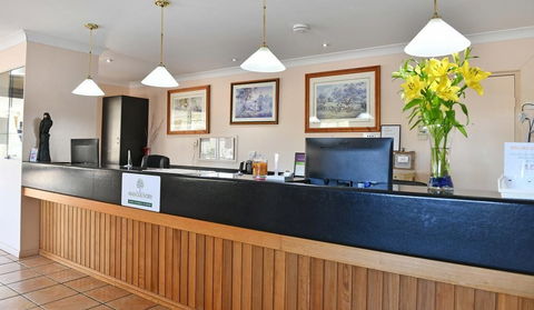 Burke & Wills Motor Inn - Gold Coast 4U 0