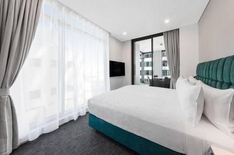 Meriton Suites Sussex Street, Sydney - Accommodation Gold Coast 1