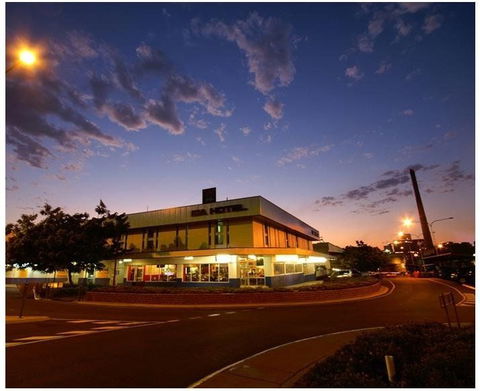 Isa Hotel - Gold Coast 4U 0