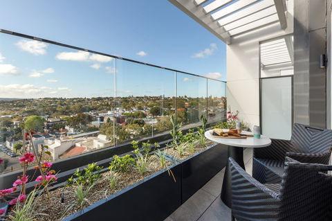 Meriton Suites Bondi Junction - Accommodation Gold Coast 1