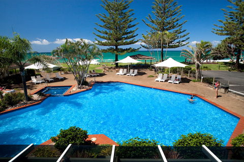 Nautilus Beachfront Villas & Spa - Accommodation Gold Coast 2