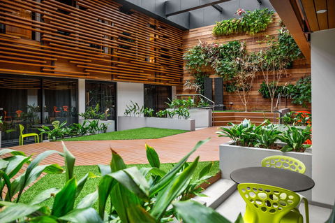 Jasper Hotel - Accommodation Gold Coast 1