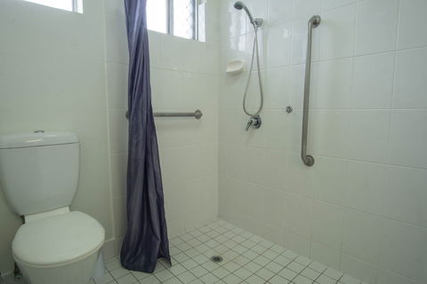 Acacia Motor Inn - Accommodation Gold Coast 2