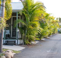 Barney Beach Accommodation Centre - 1 Gold Coast