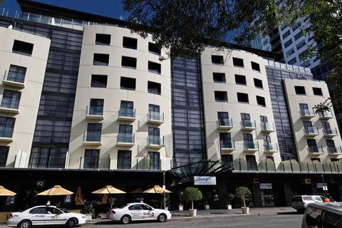 Mantra Hindmarsh Square - Accommodation Gold Coast 0