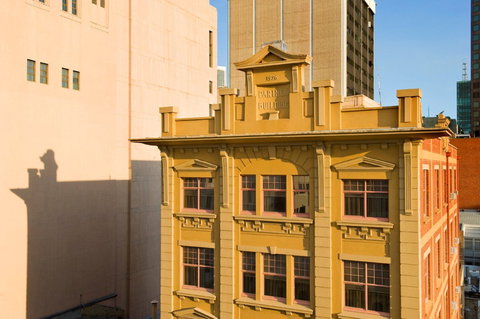 Adelaide Paringa Motel - 1 Gold Coast 0