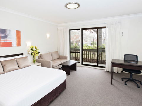Ibis Styles Canberra Tall Trees - Accommodation Gold Coast 0