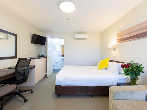 Ibis Styles Canberra Tall Trees - Accommodation Gold Coast 1