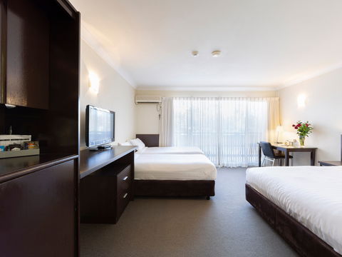Ibis Styles Canberra Tall Trees - Accommodation Gold Coast 2