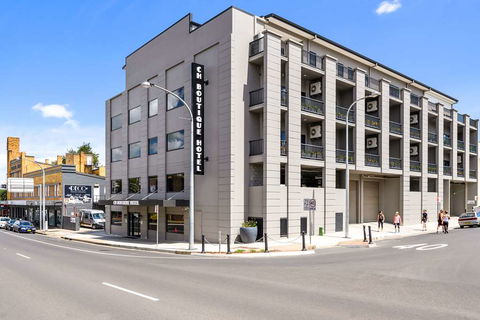 CH Boutique Hotel - Accommodation Gold Coast 1