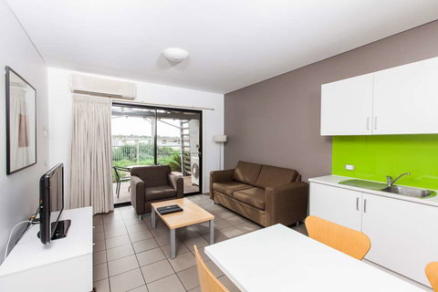 Majestic Oasis Apartments - 1 Gold Coast 2