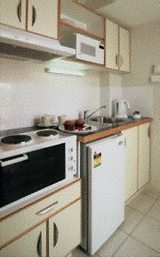 Astor Metropole & Apartment - Accommodation Gold Coast 1