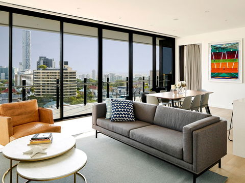 The Johnson - Art Series - Accommodation Gold Coast 4