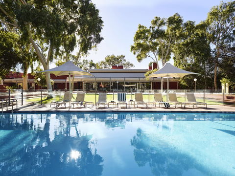 Desert Gardens, A Member Of Novotel Htls - Accommodation Gold Coast 5