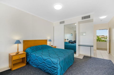 Madison Ocean Breeze - Accommodation Gold Coast 1