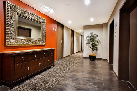 Madison Plaza Townsville - Gold Coast 4U 3