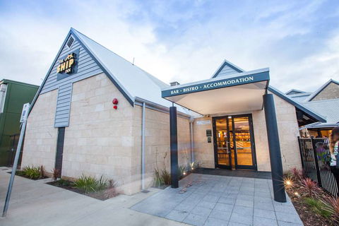 Royal Palms Resort by Nightcap - 1 Gold Coast 12