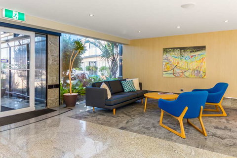 Quality Hotel Lighthouse - Accommodation Gold Coast 3