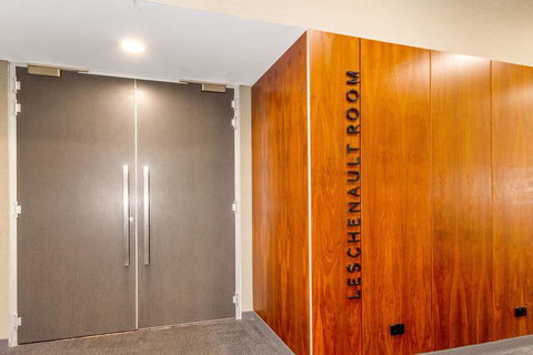 Quality Hotel Lighthouse - Accommodation Gold Coast 11