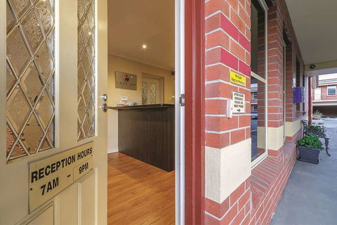 Lake Inn Ballarat - Accommodation Gold Coast 2