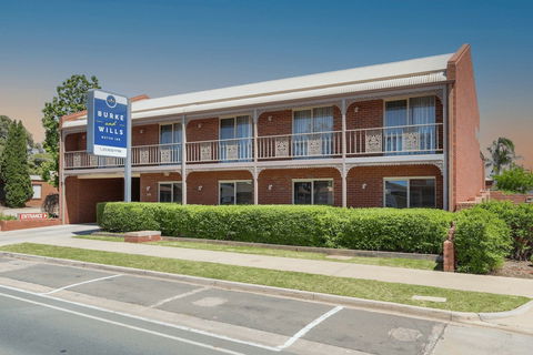 Burke & Wills Motor Inn - Accommodation Gold Coast 0