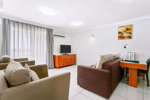 Comfort Inn & Suites Burwood - Gold Coast 4U 4