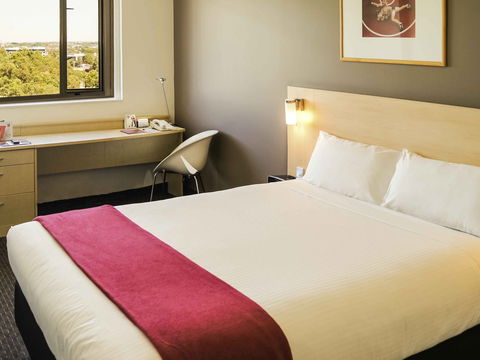 Hotel Ibis Sydney Olympic Park - Gold Coast 4U 6