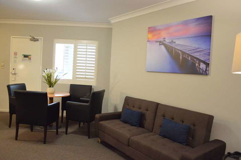 Ramada Hotel & Suites Sydney Cabramatta - Accommodation Gold Coast 5