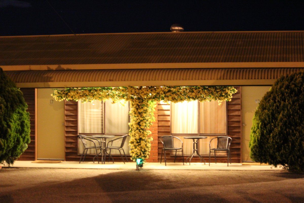 Hillston NSW Gold Coast 4U