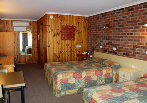 Riverland Motel - Accommodation Gold Coast 1