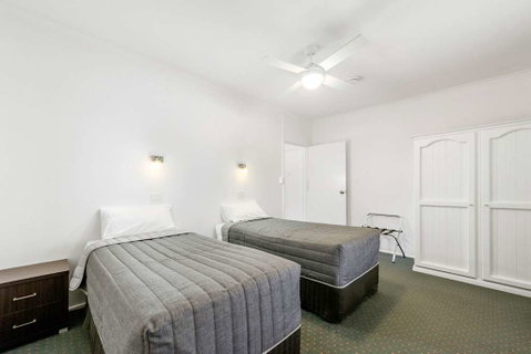 Comfort Inn & Suites Riverland - Accommodation Gold Coast 8