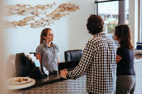 Onslow Beach Resort - Gold Coast 4U 4