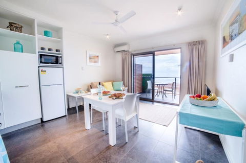 Onslow Beach Resort - Gold Coast 4U 7