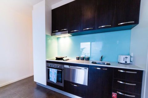 Onslow Beach Resort - Gold Coast 4U 11