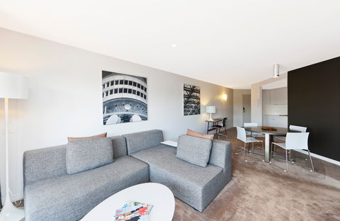 Astra Apartments The Griffin - Accommodation Gold Coast 11