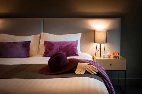 East Hotel - Accommodation Gold Coast 5