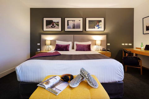 East Hotel - Accommodation Gold Coast 10