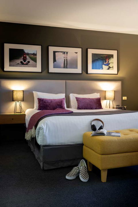East Hotel - Accommodation Gold Coast 11