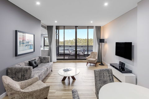 Meriton Suites Church Street, Parramatta - Accommodation Gold Coast 11
