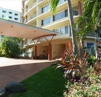 Cullen Bay Resorts - Gold Coast 4U