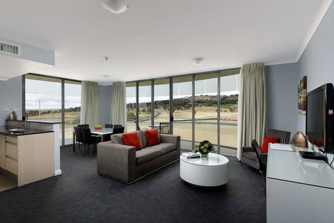 Rydges Mount Panorama Bathurst - 1 Gold Coast 12