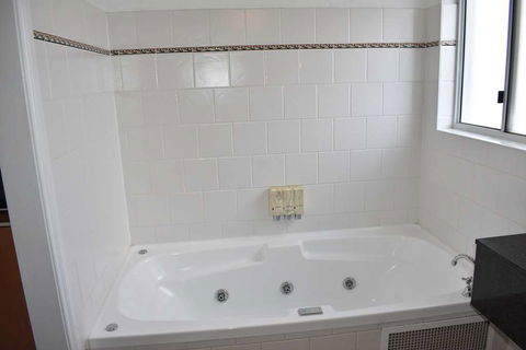 Best Western Coachman's Inn Motel - Gold Coast 4U 13