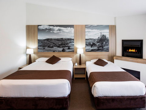 Mantra Bathurst - 1 Gold Coast 8