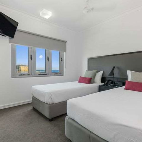 H on Mitchell Apartment Hotel - Accommodation Gold Coast 4