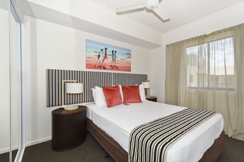 Metro Advance Apartments & Hotel - Gold Coast 4U 3