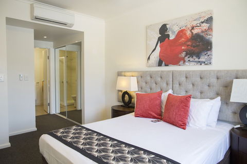 Metro Advance Apartments & Hotel - Gold Coast 4U 7