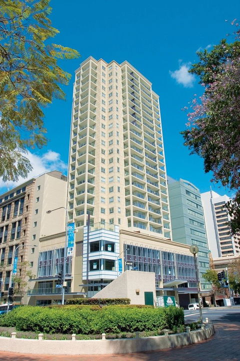 Oaks Lexicon Apartment Hotel - Accommodation Gold Coast 0