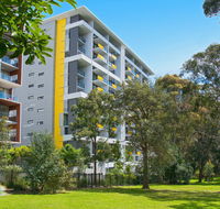 Astra Apartments MacQuarie Park - Gold Coast 4U
