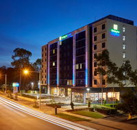 Holiday Inn Express Sydney Macquarie Pk - Gold Coast 4U