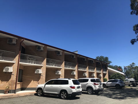 Charbonnier Hallmark - Accommodation Gold Coast 1